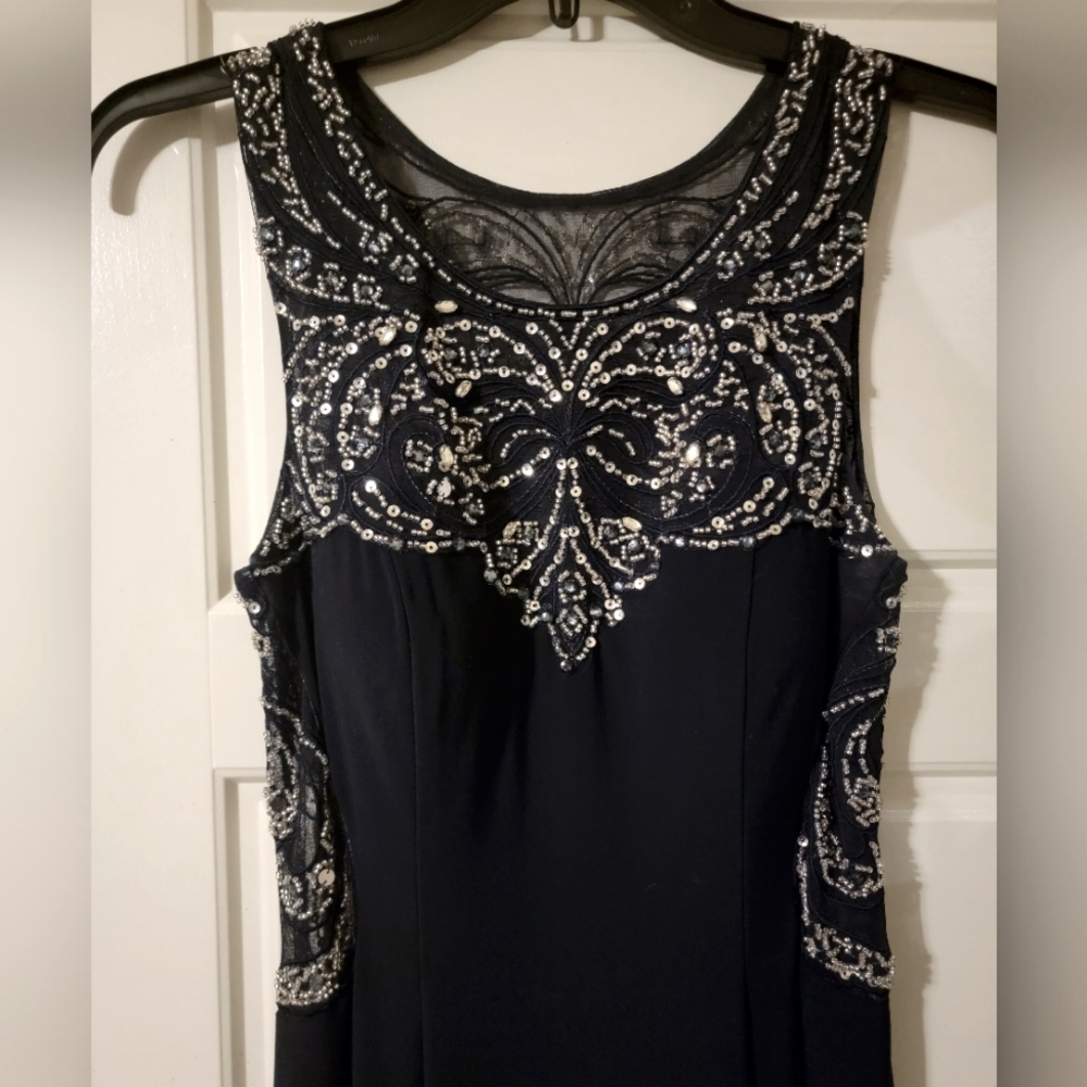 Size 6 - Betsy & Adam Navy Blue Beaded Formal Dress